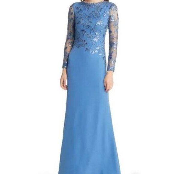TADASHI SHOJI LONG SLEEVE SEQUINED LACE CREPE CADET BLUE GOWN sz 8 - Picture 8 of 8